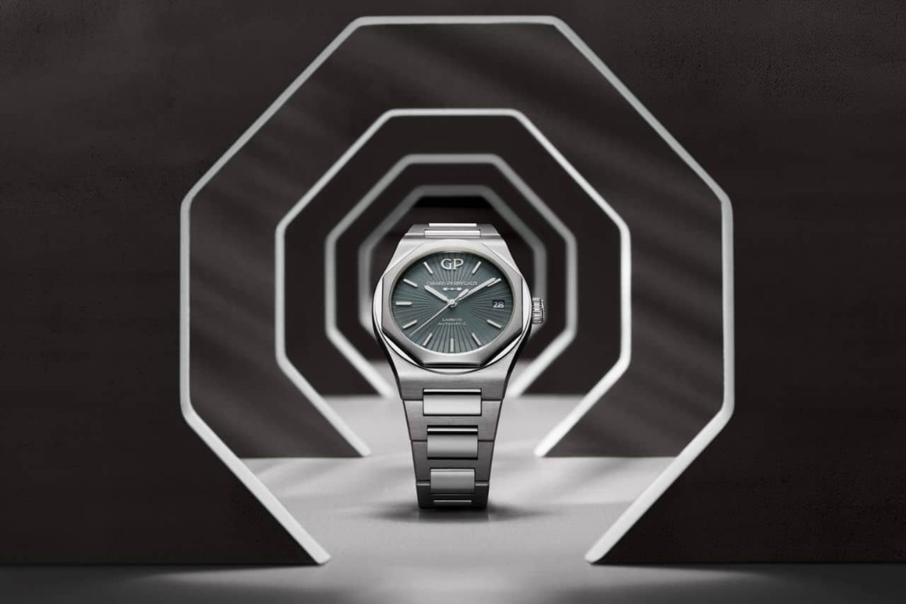 Girard-Perregaux reinventa a su ícono con el nuevo Laureato 42 mm Infinite Grey