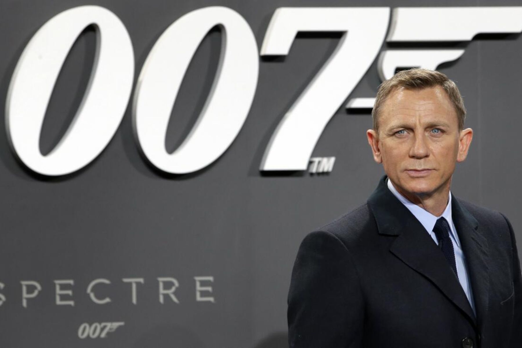 Nuevo guionista y director para la próxima película de James Bond