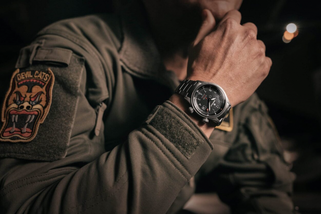 Bremont MB Meteor Orange Barrel: color naranja para las alturas